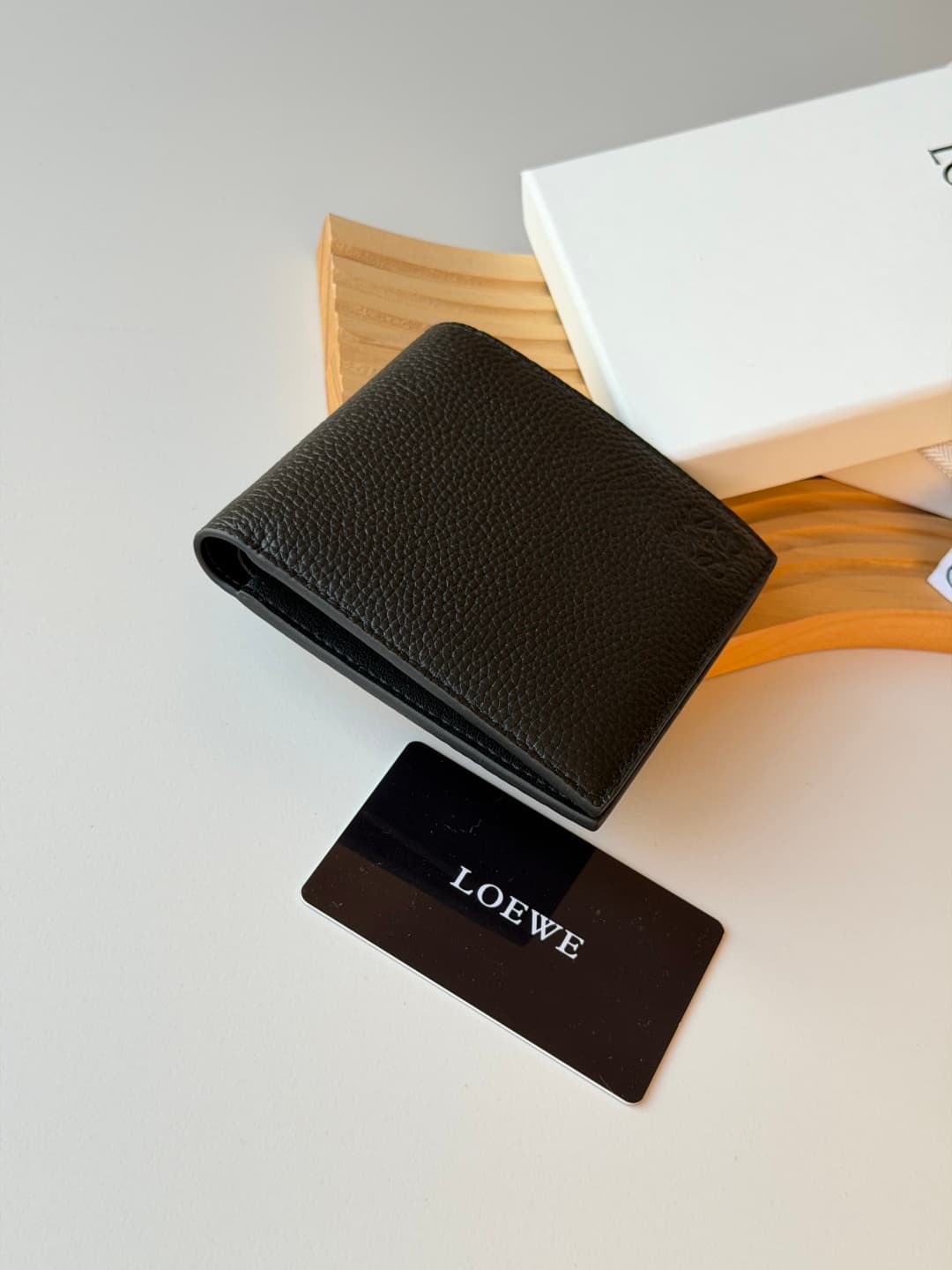 Loewe Wallet L1147