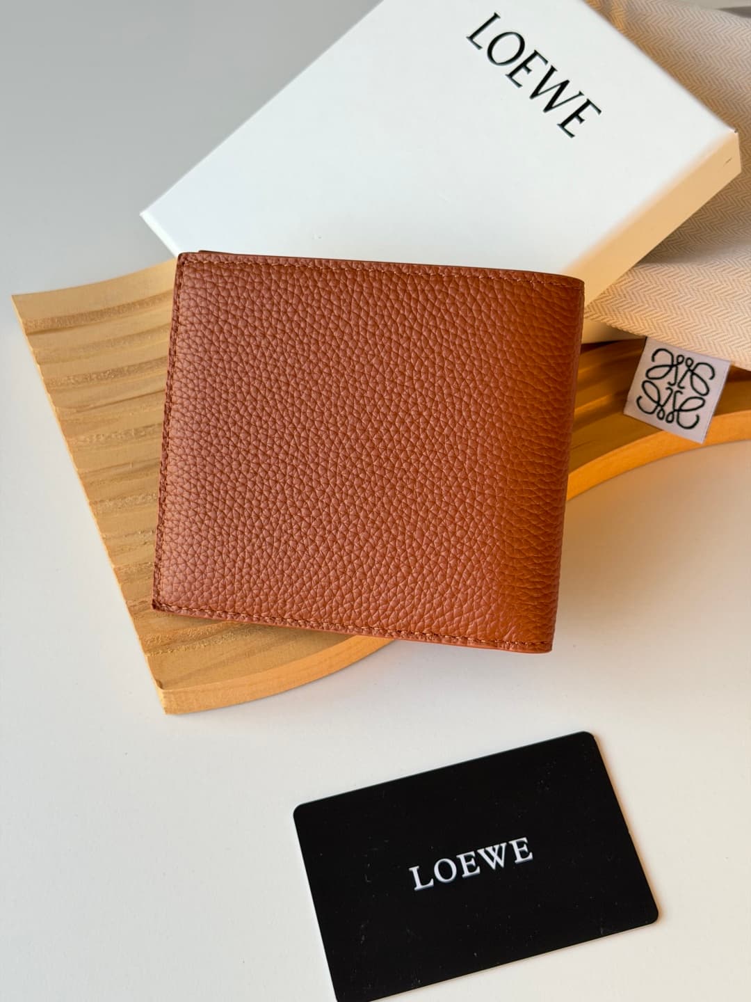 Loewe Wallet L1147