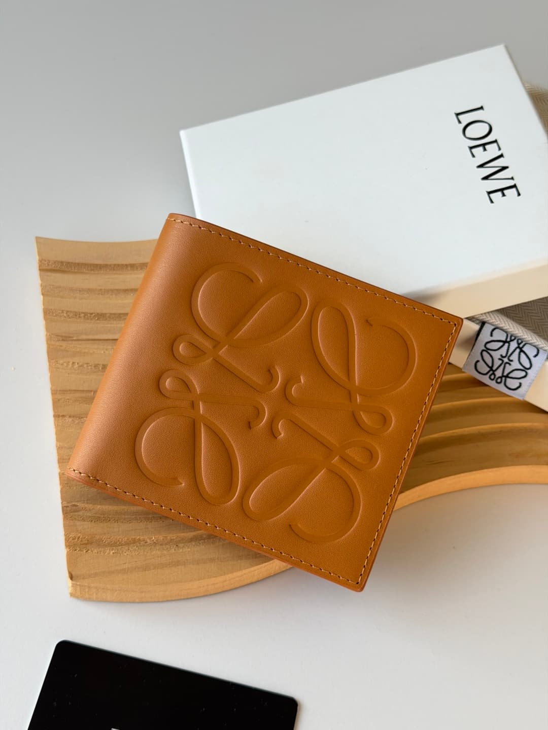 Loewe Wallet L1140