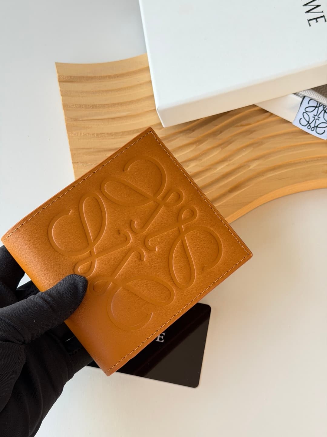 Loewe Wallet L1140