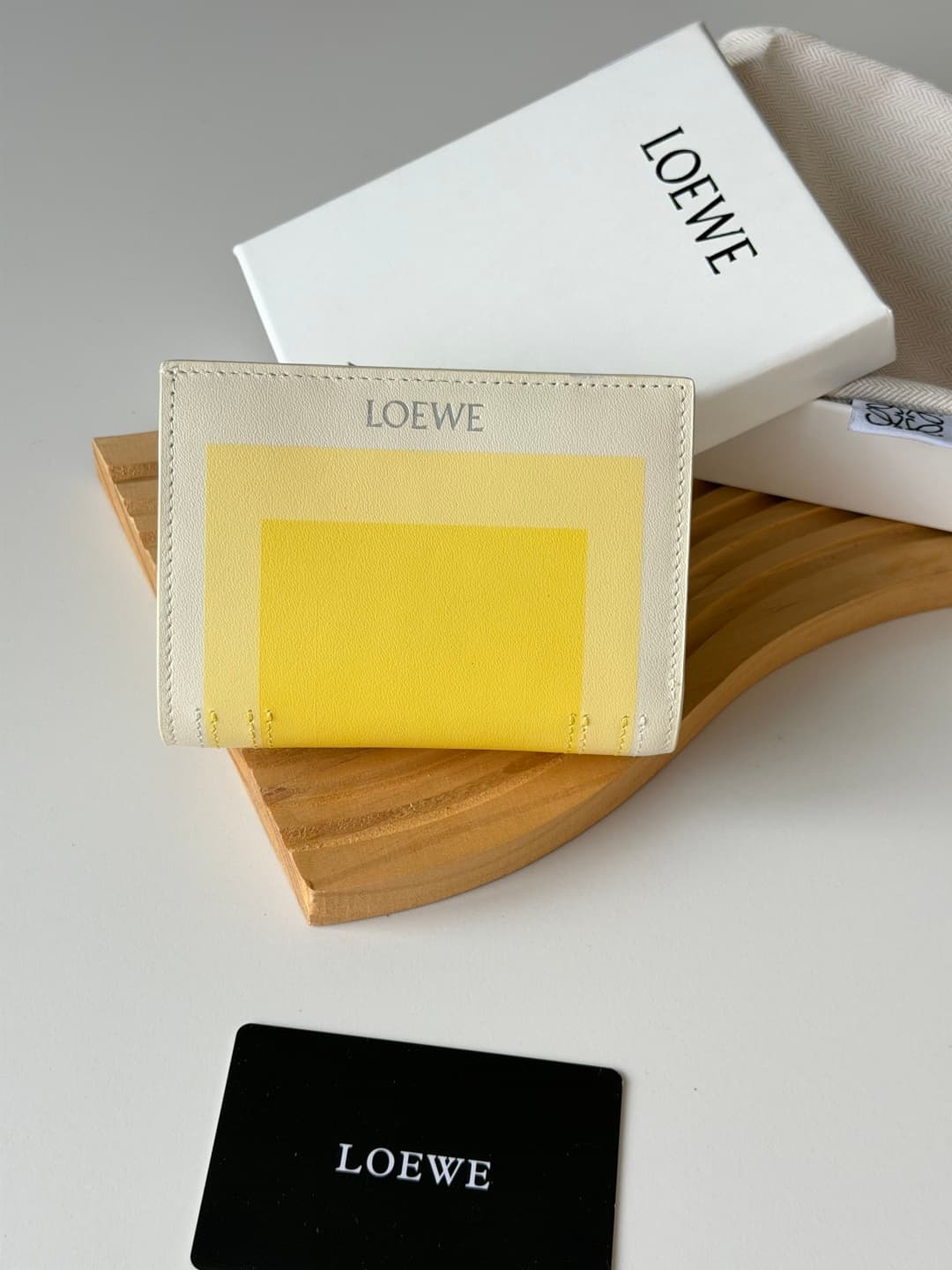 Loewe Wallet L1143
