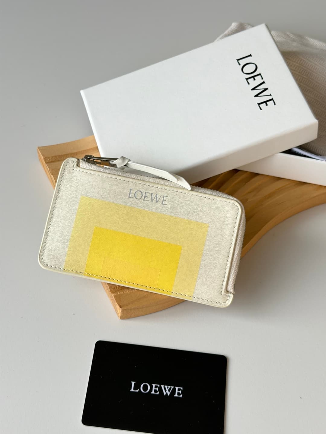 Loewe Wallet L1144