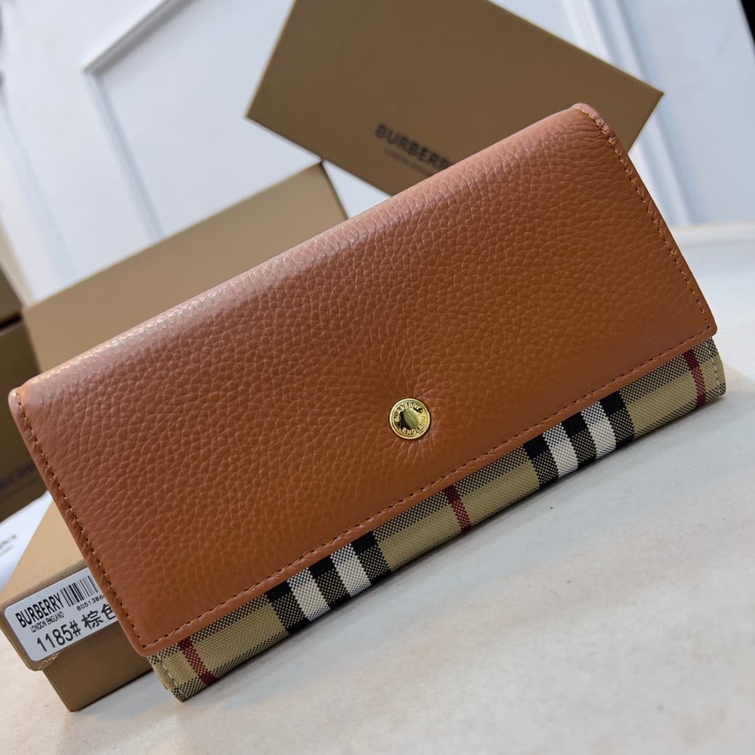 Burberry Black Wallets