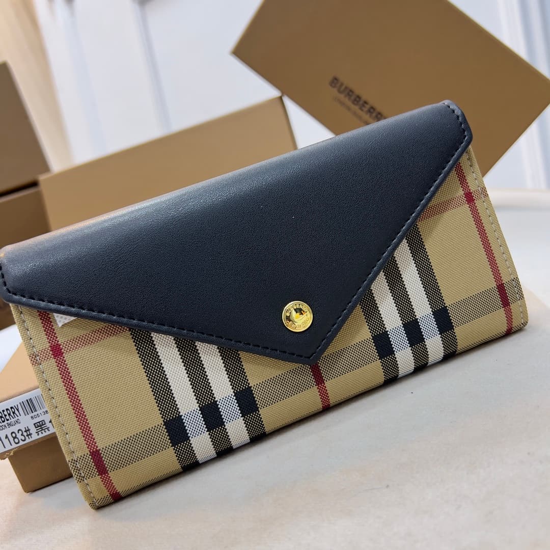 Burberry Black Wallets