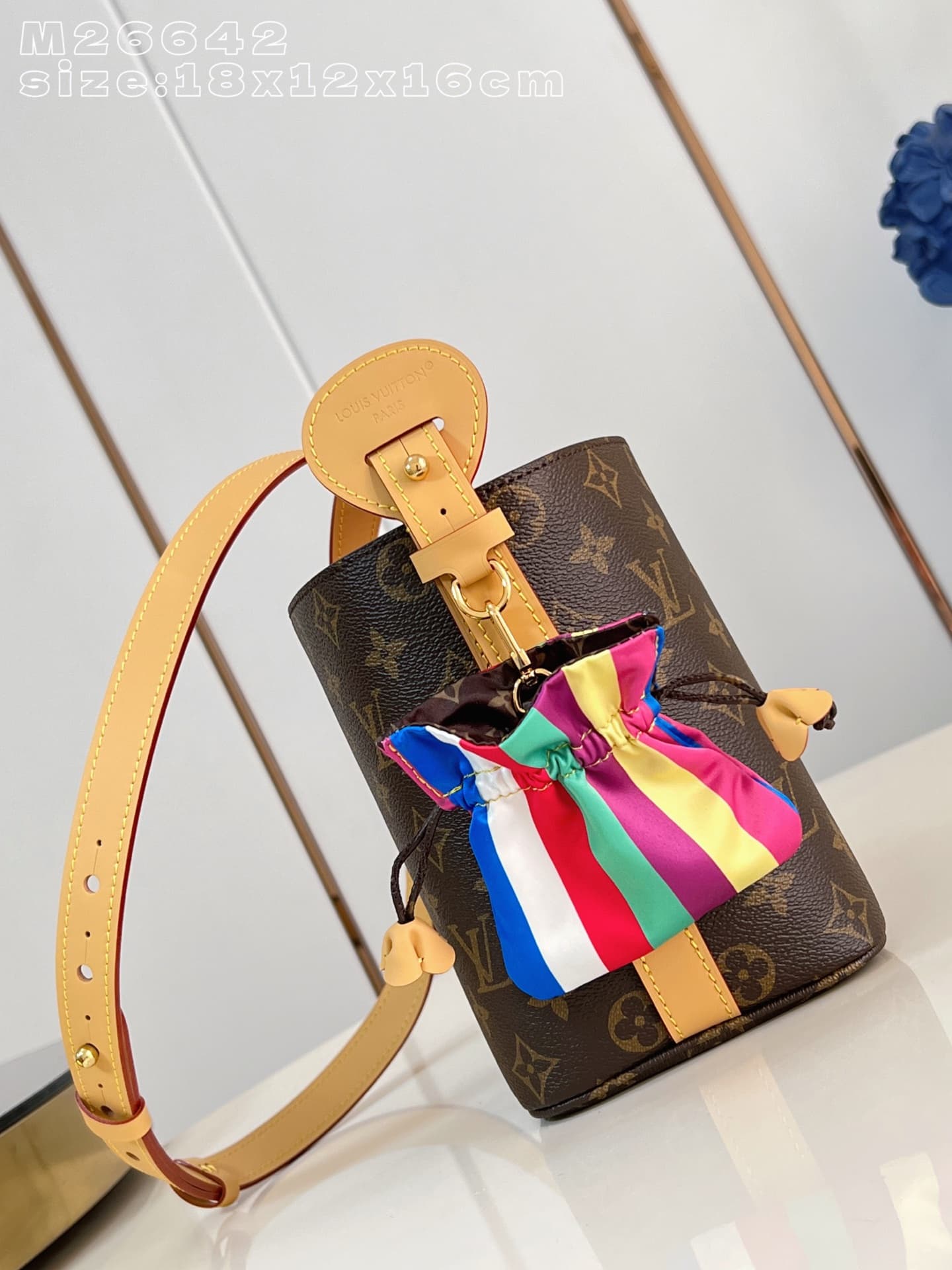 Louis Vuitton Crossbody Bag M26642