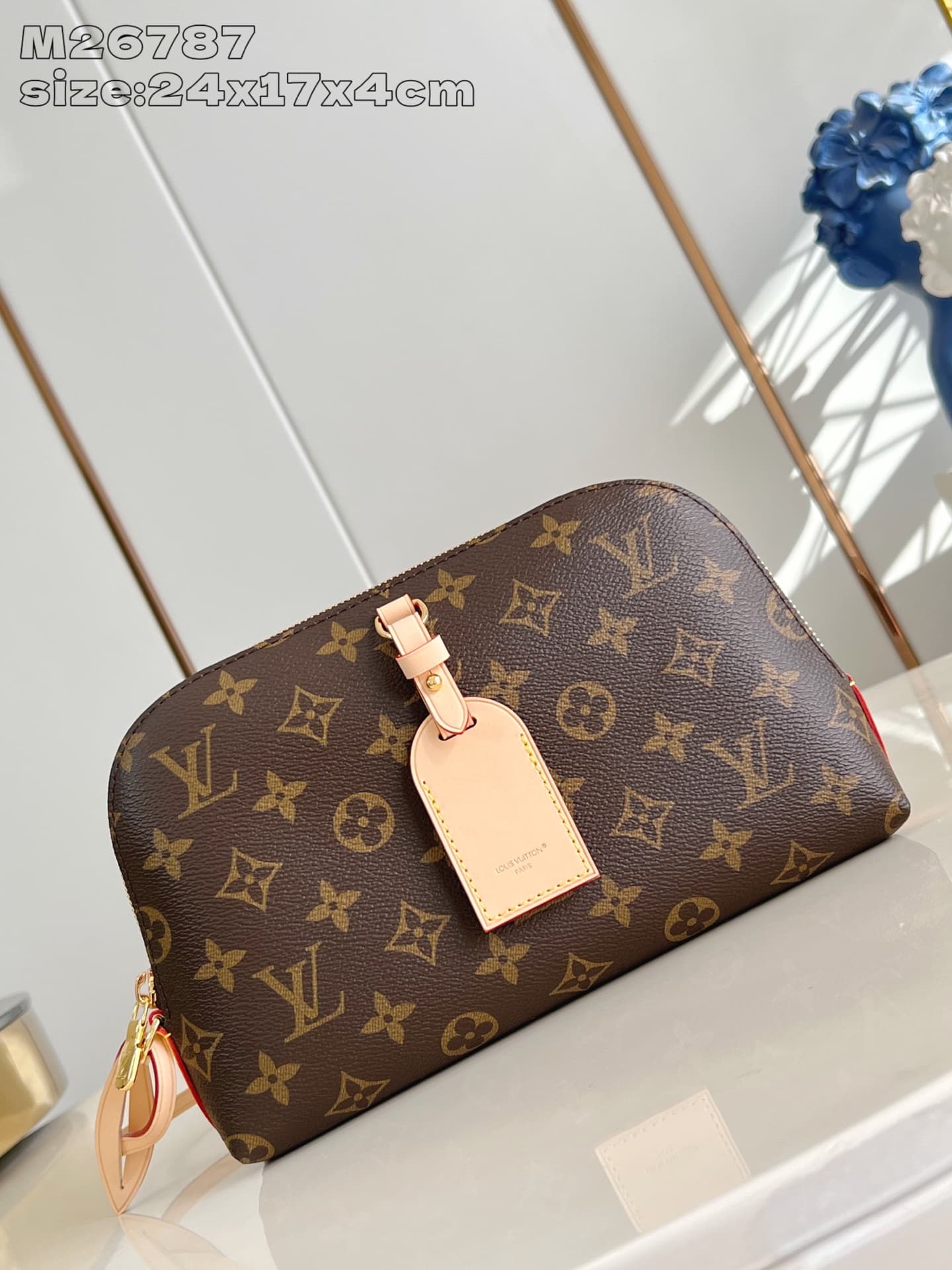 Louis Vuitton Bag M26787
