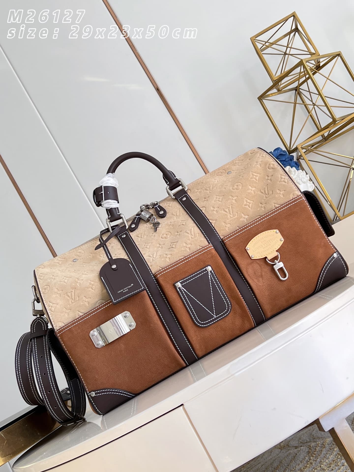 Louis Vuitton Gold Accessory M26127