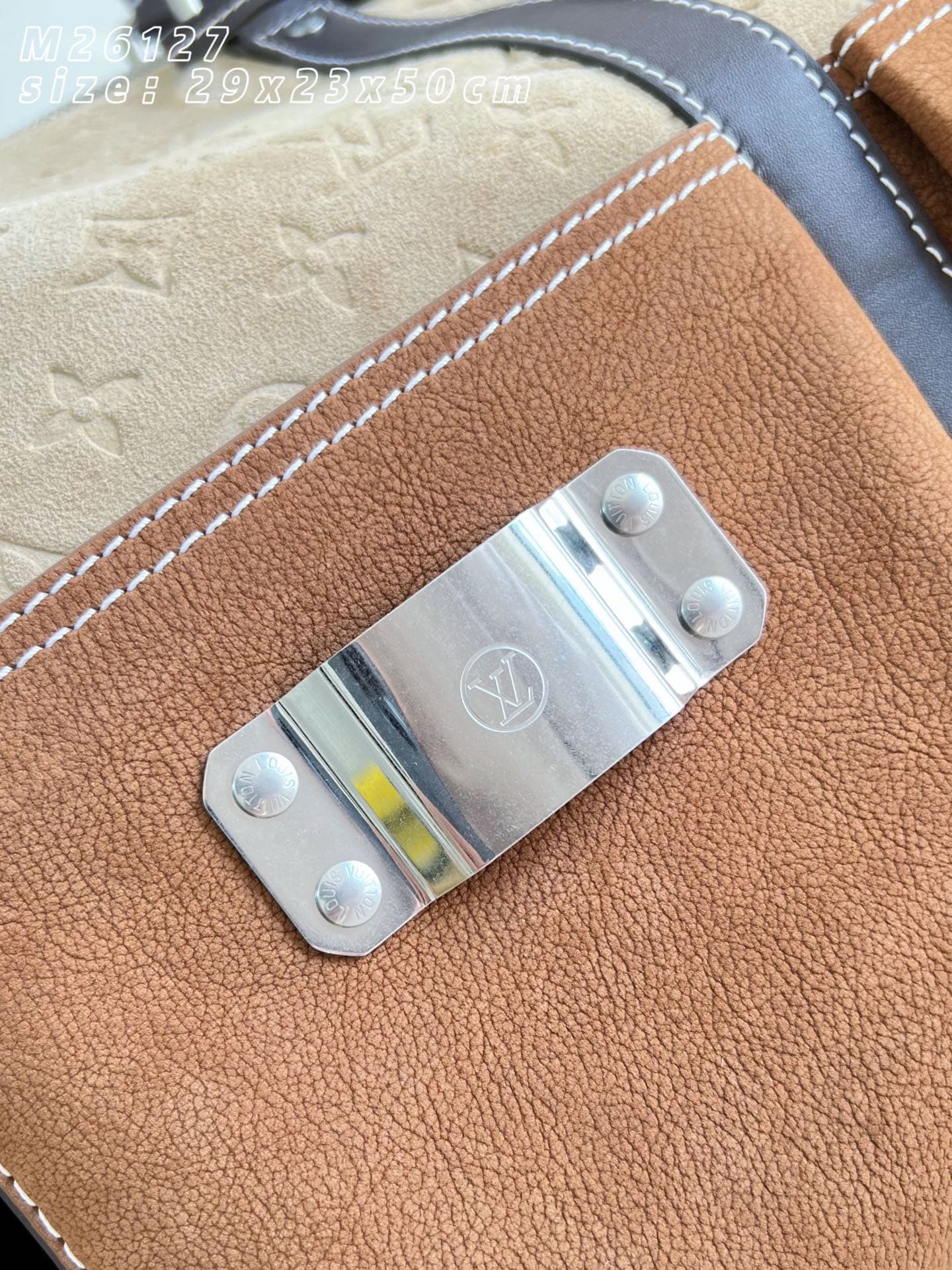 Louis Vuitton Product M26127