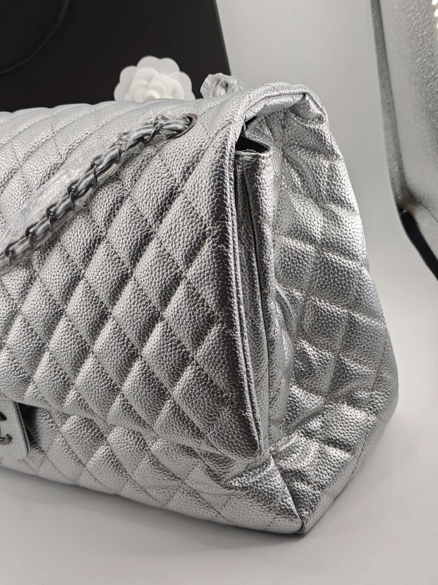 Chanel Large Bag 6008