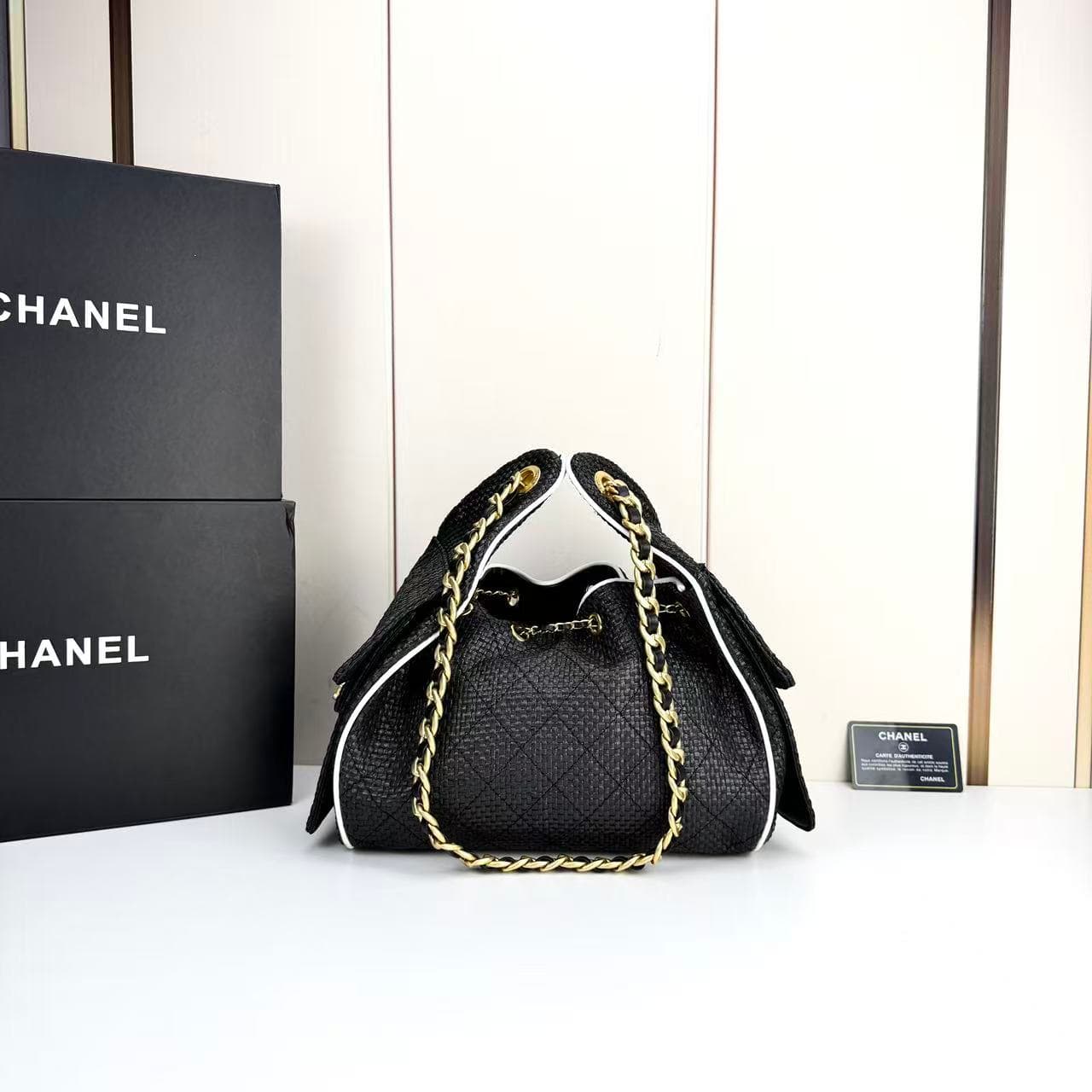 Chanel Small Crossbody Bag 99688