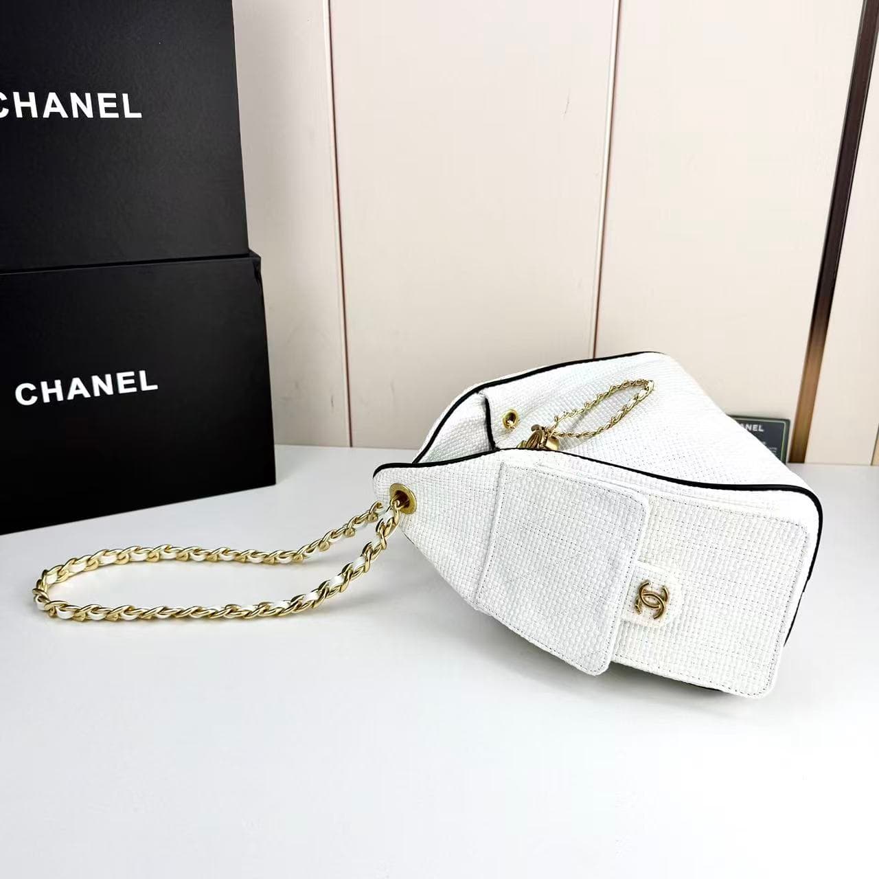 Chanel Small Crossbody Bag 99688