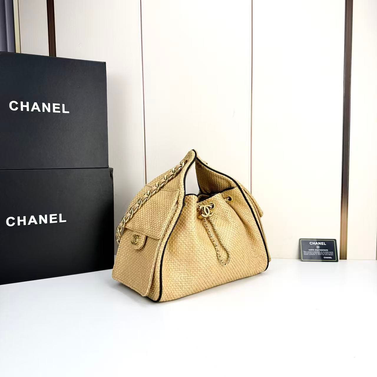 Chanel Small Crossbody Bag 99688