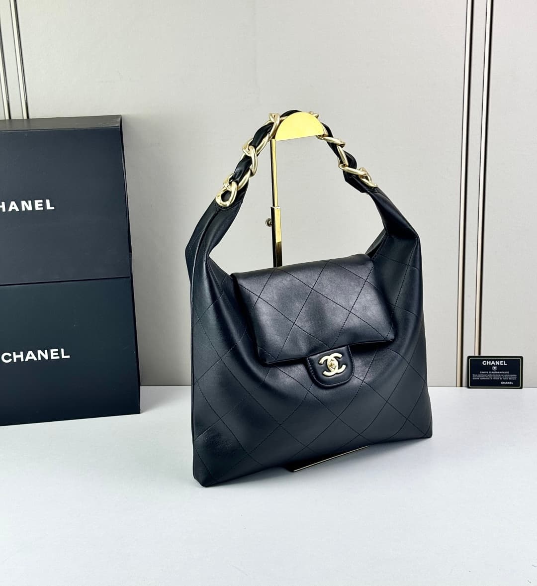 Chanel Pink Large Crossbody Bag 6121