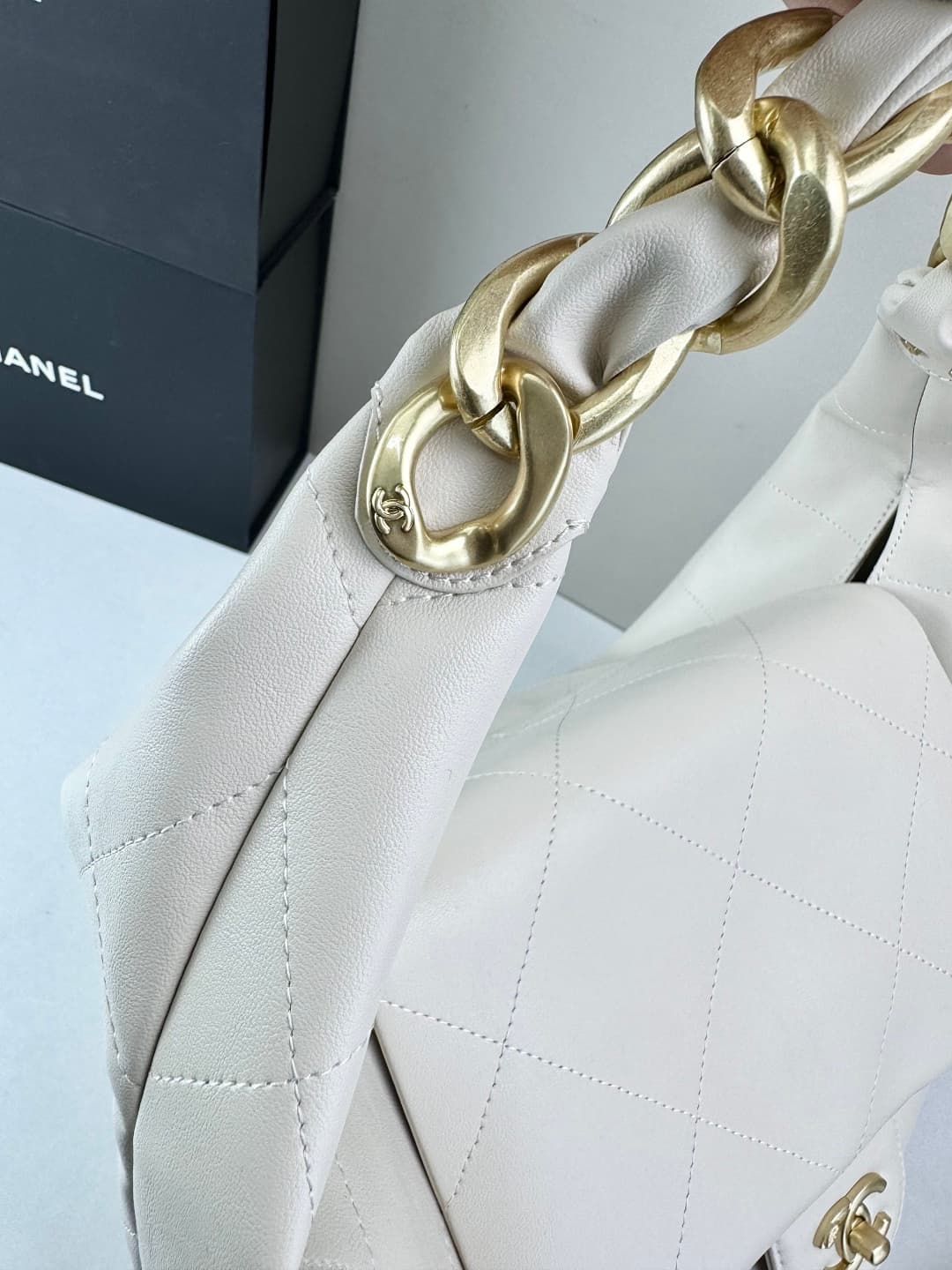 Chanel Pink Large Crossbody Bag 6121