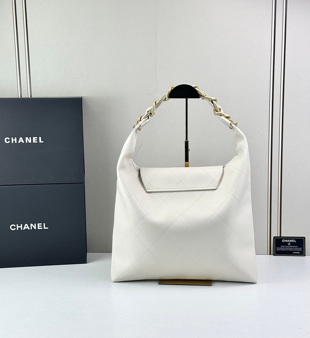 Chanel Pink Large Crossbody Bag 6121