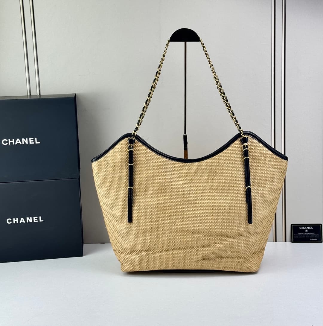 Chanel Black Tote Bag 6610