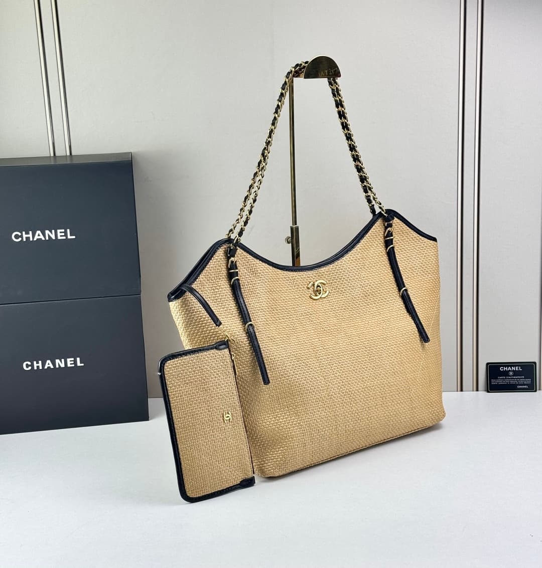 Chanel Black Tote Bag 6610