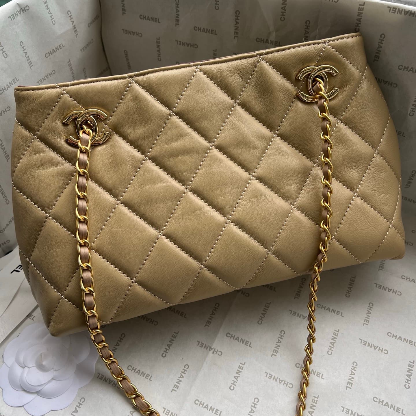 Chanel Gold Crossbody Bag 1276