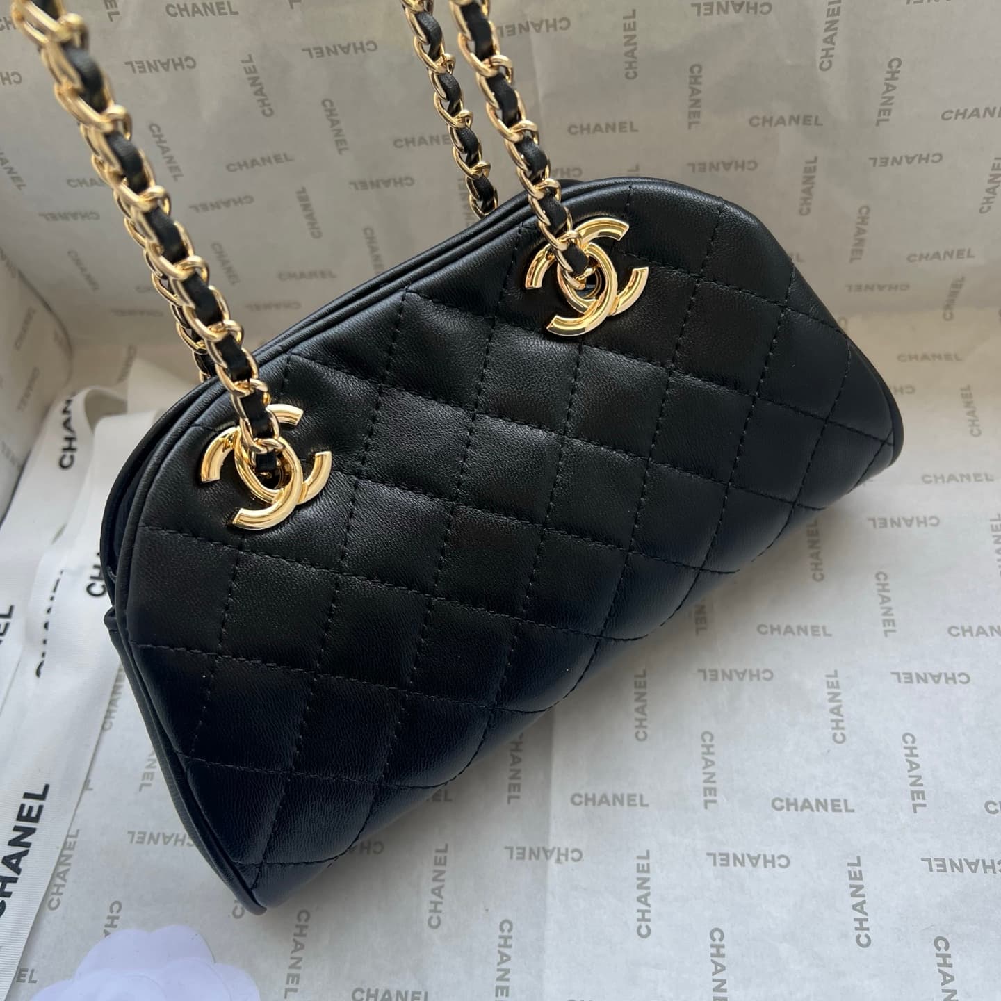 Chanel Gold Crossbody Bag 1277
