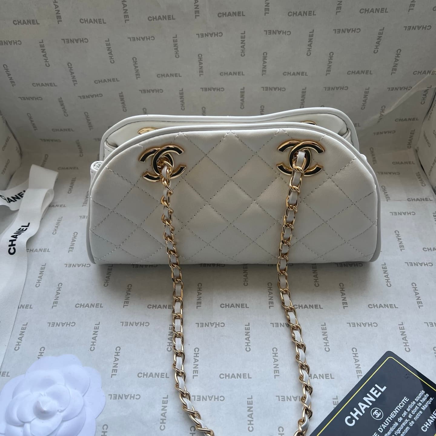 Chanel Gold Crossbody Bag 1277