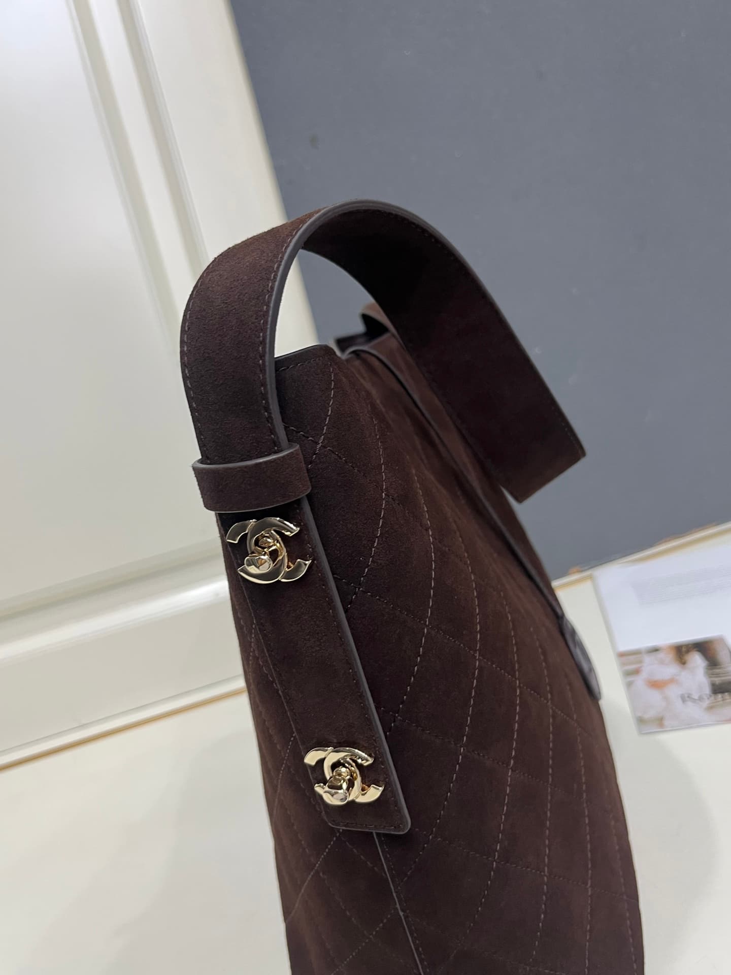 Chanel Gold Crossbody Bag 1A036