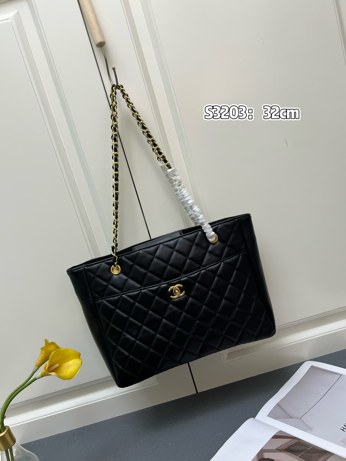 Chanel Gold Accessory s3203