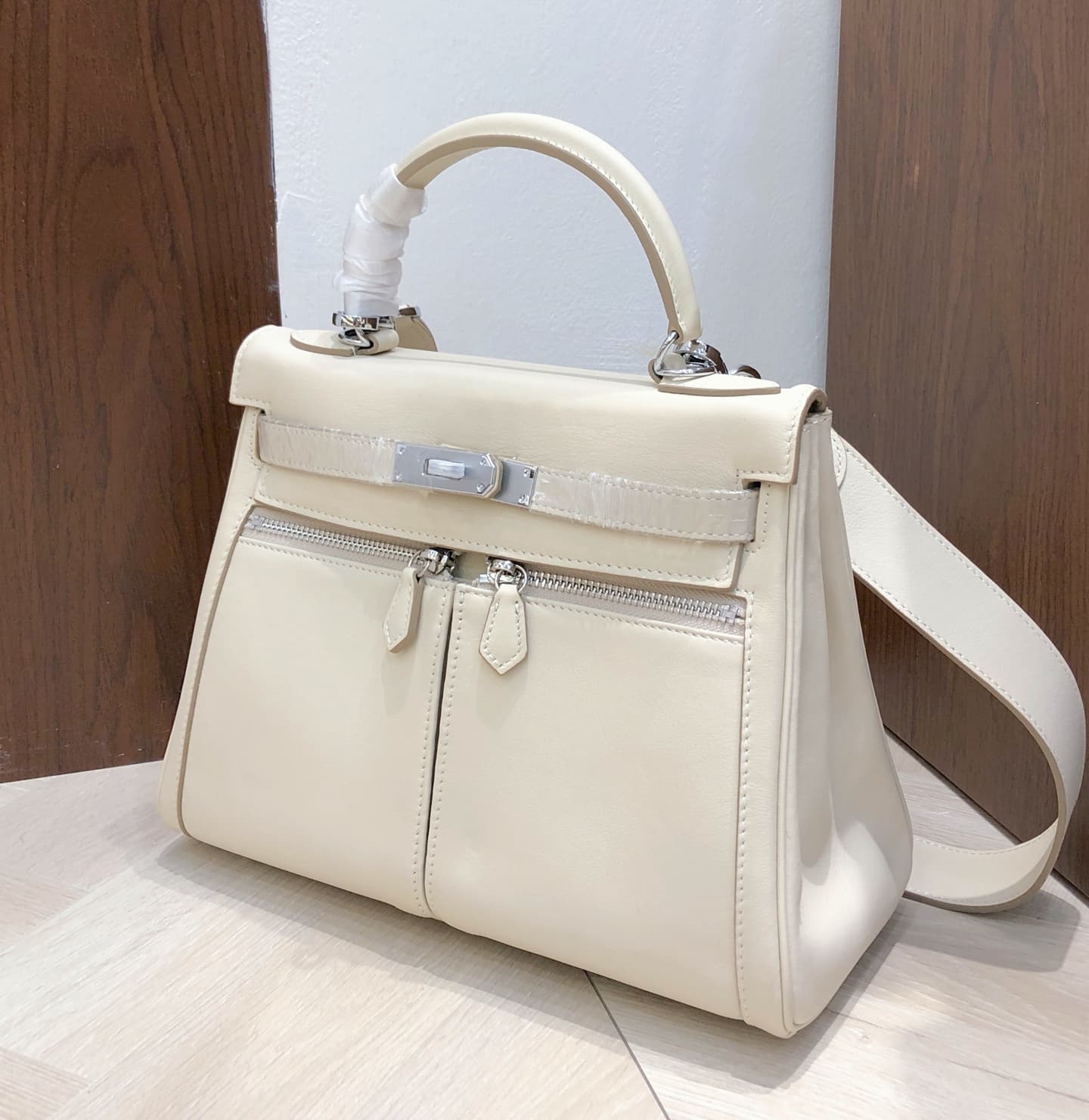 Hermes White Product