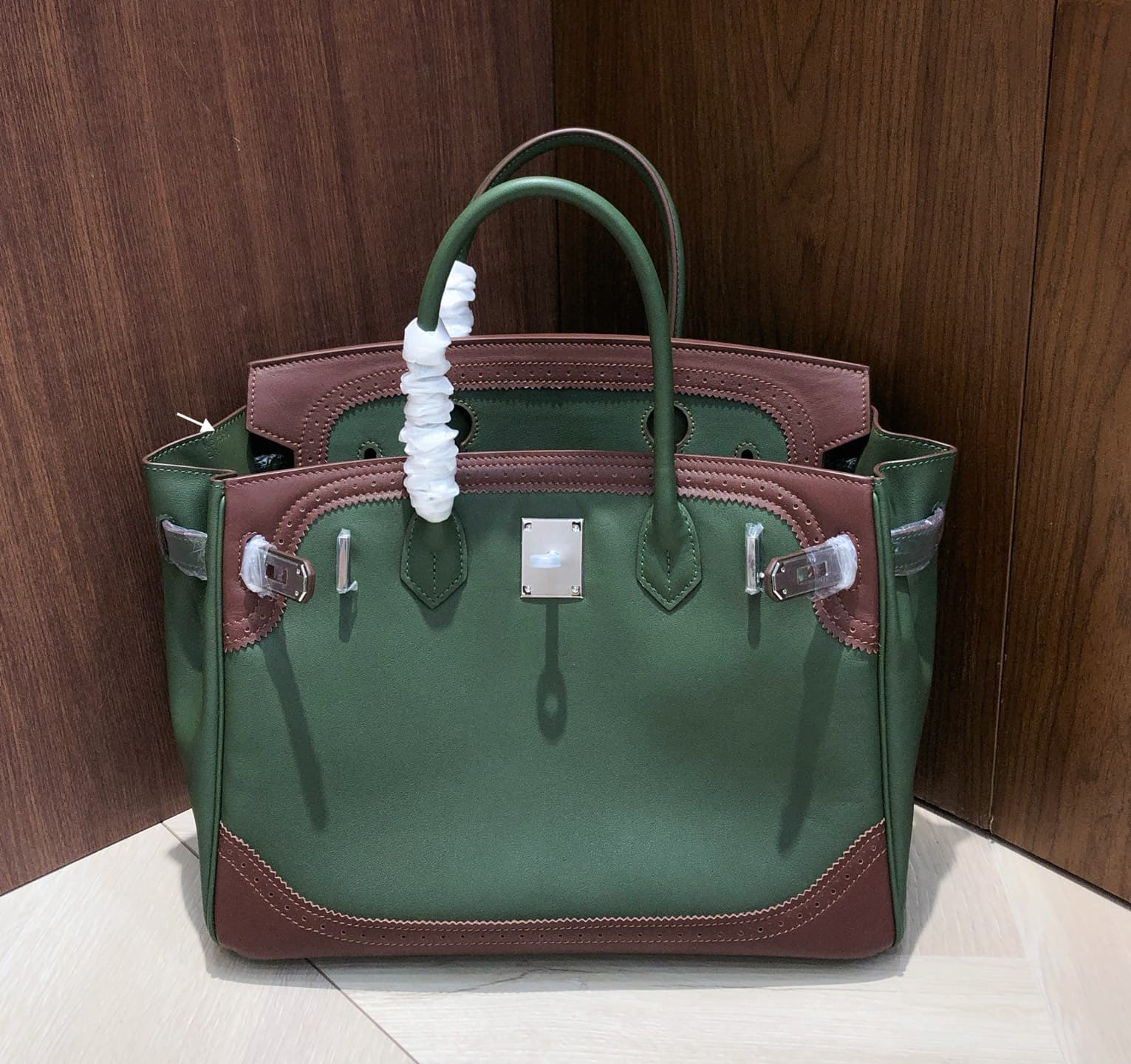 Hermes Green Product