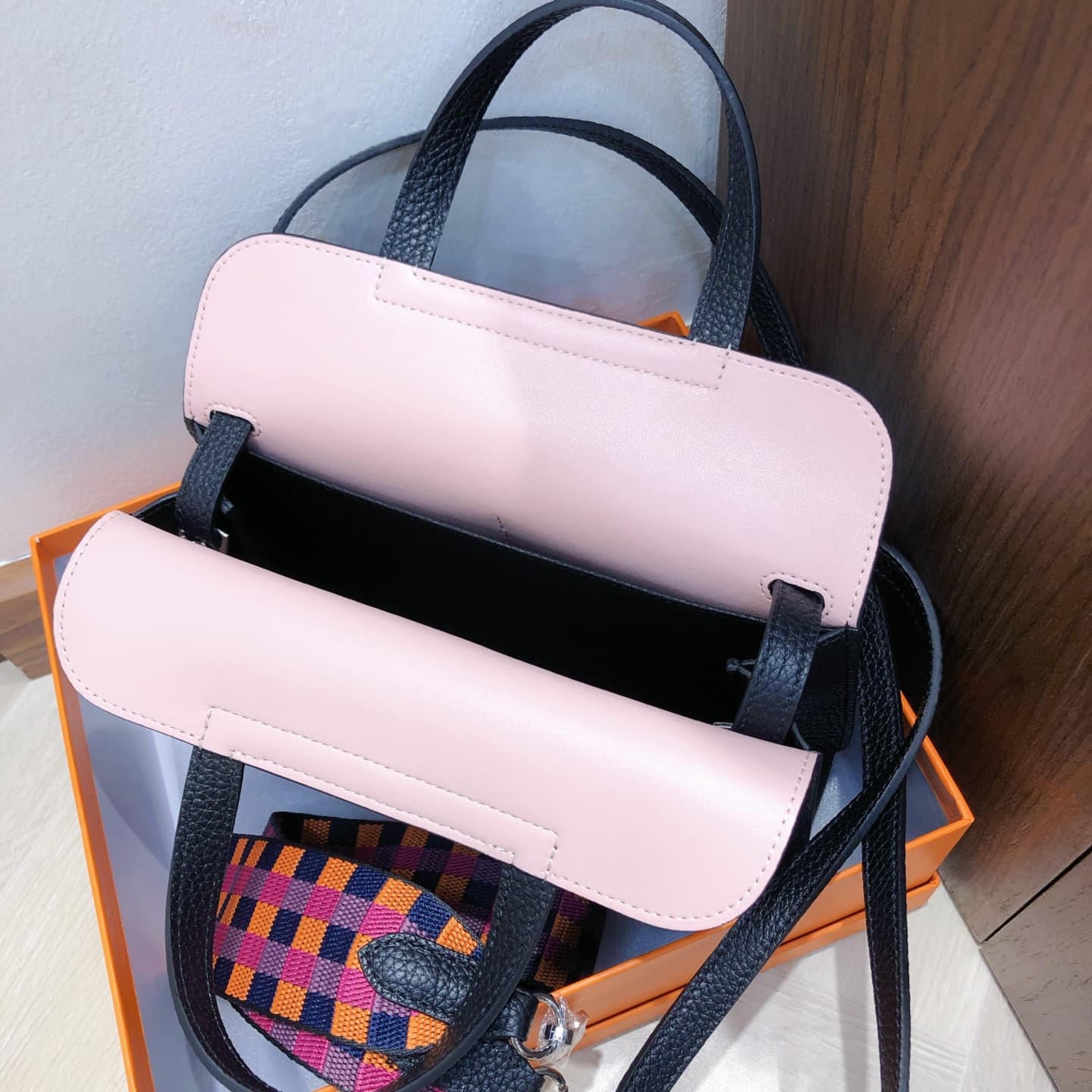 Hermes Black Product