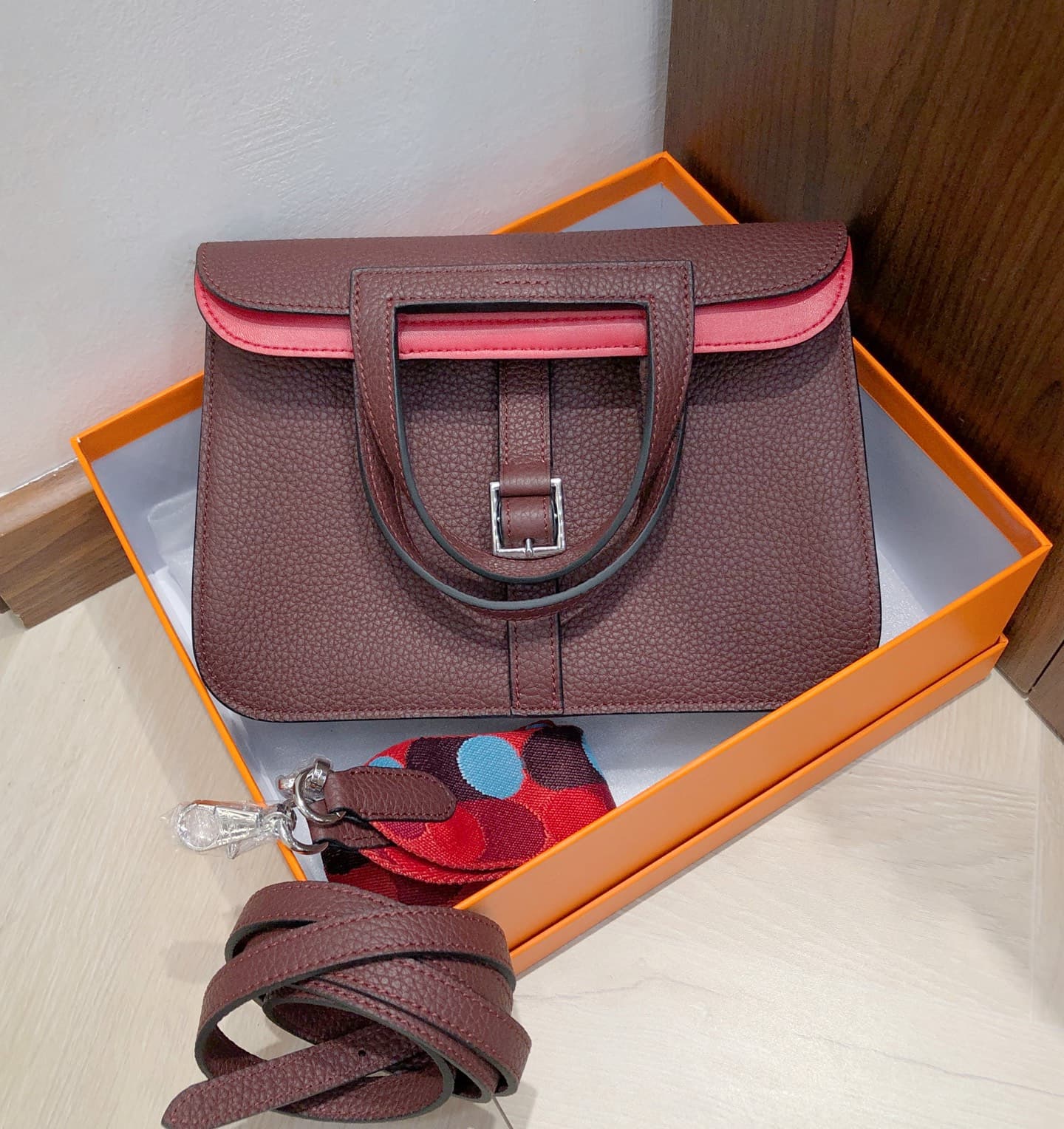 Hermes Red Product