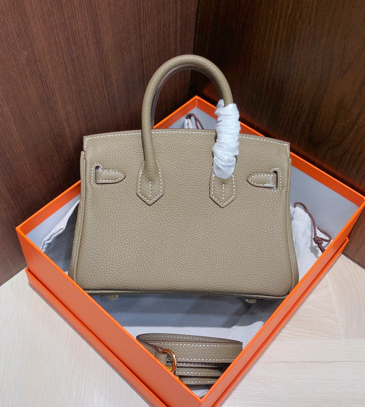Hermes Grey Product