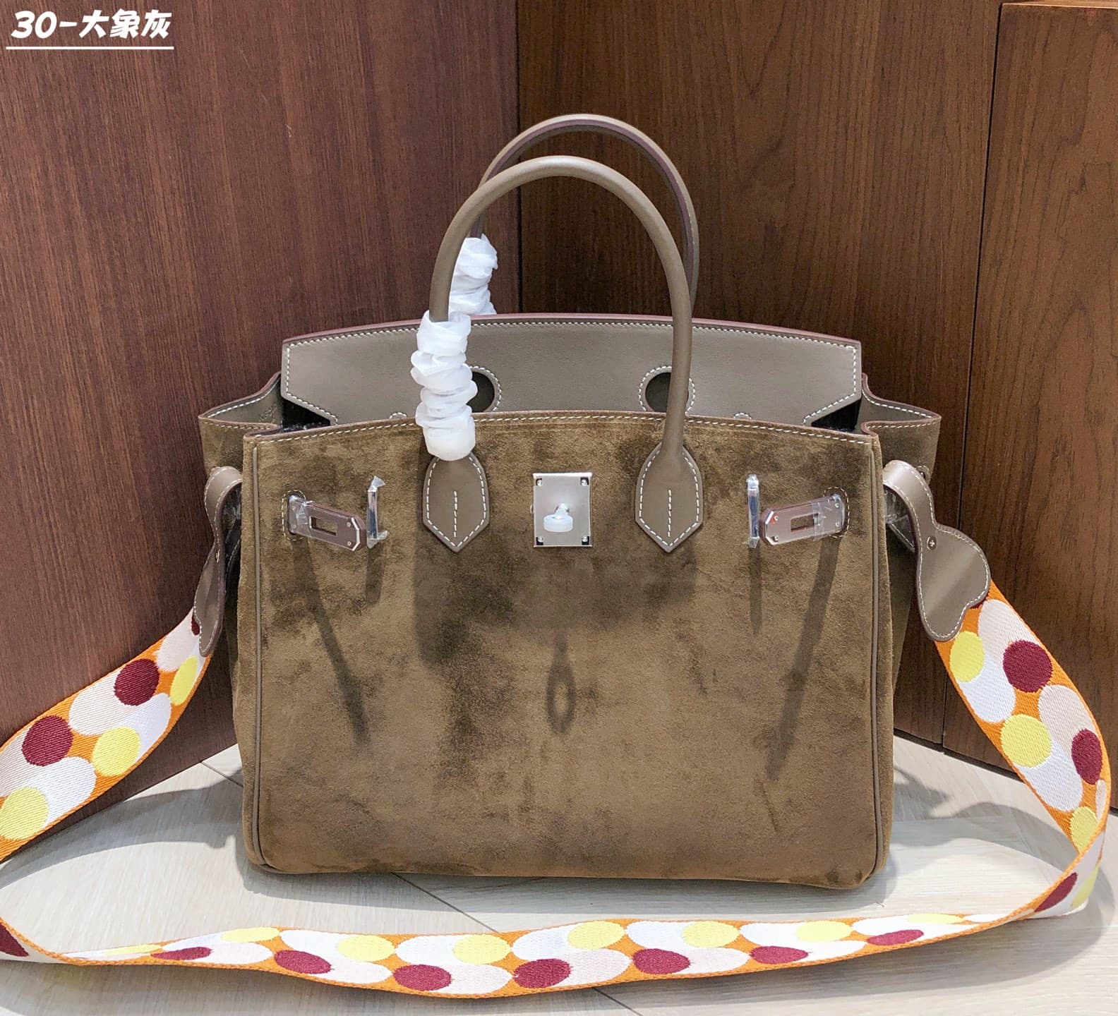 Hermes Grey Product