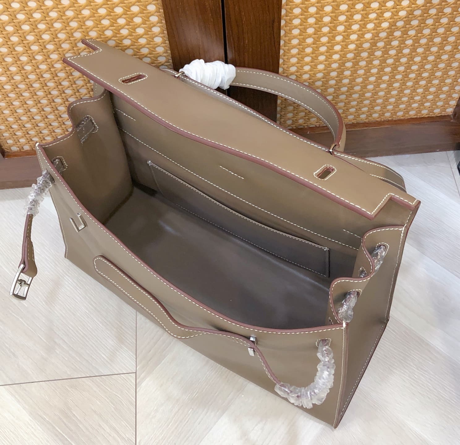 Hermes Grey Product