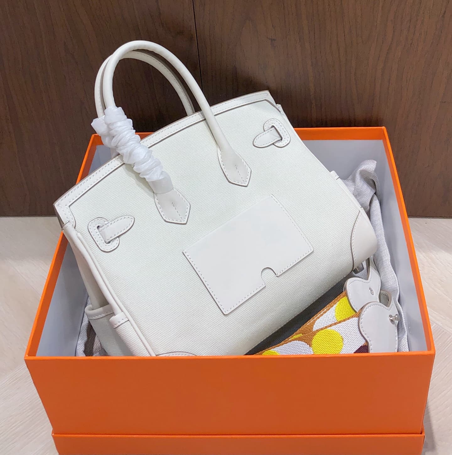 Hermes White Product