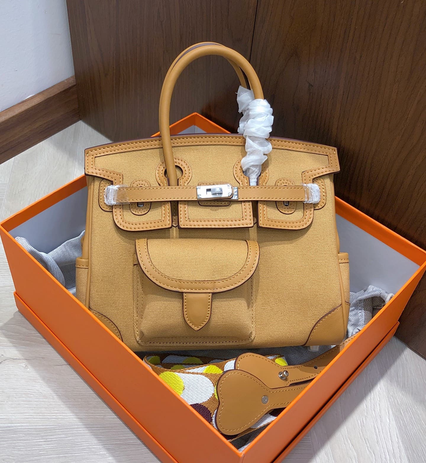 Hermes White Accessory