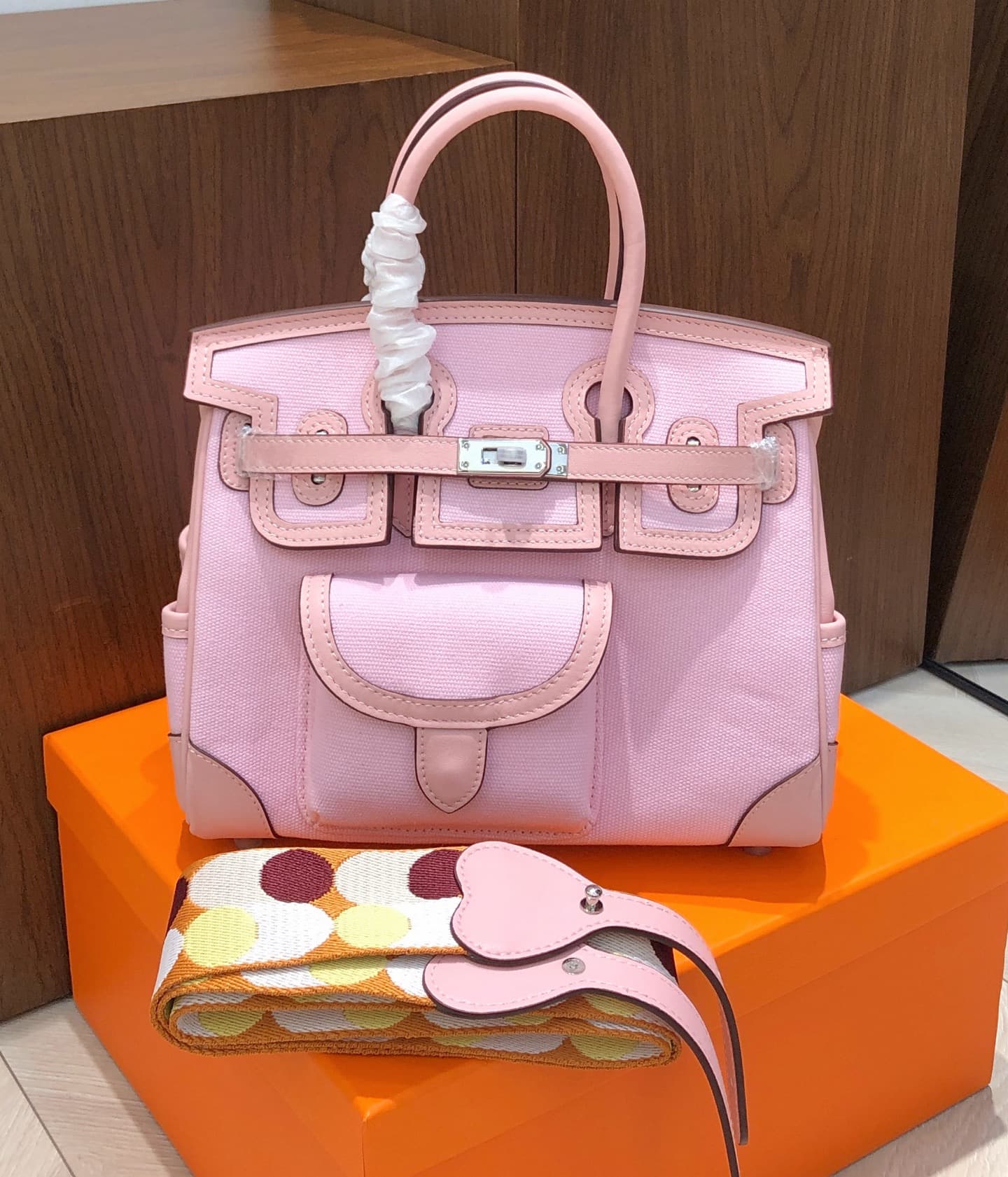 Hermes Pink Product
