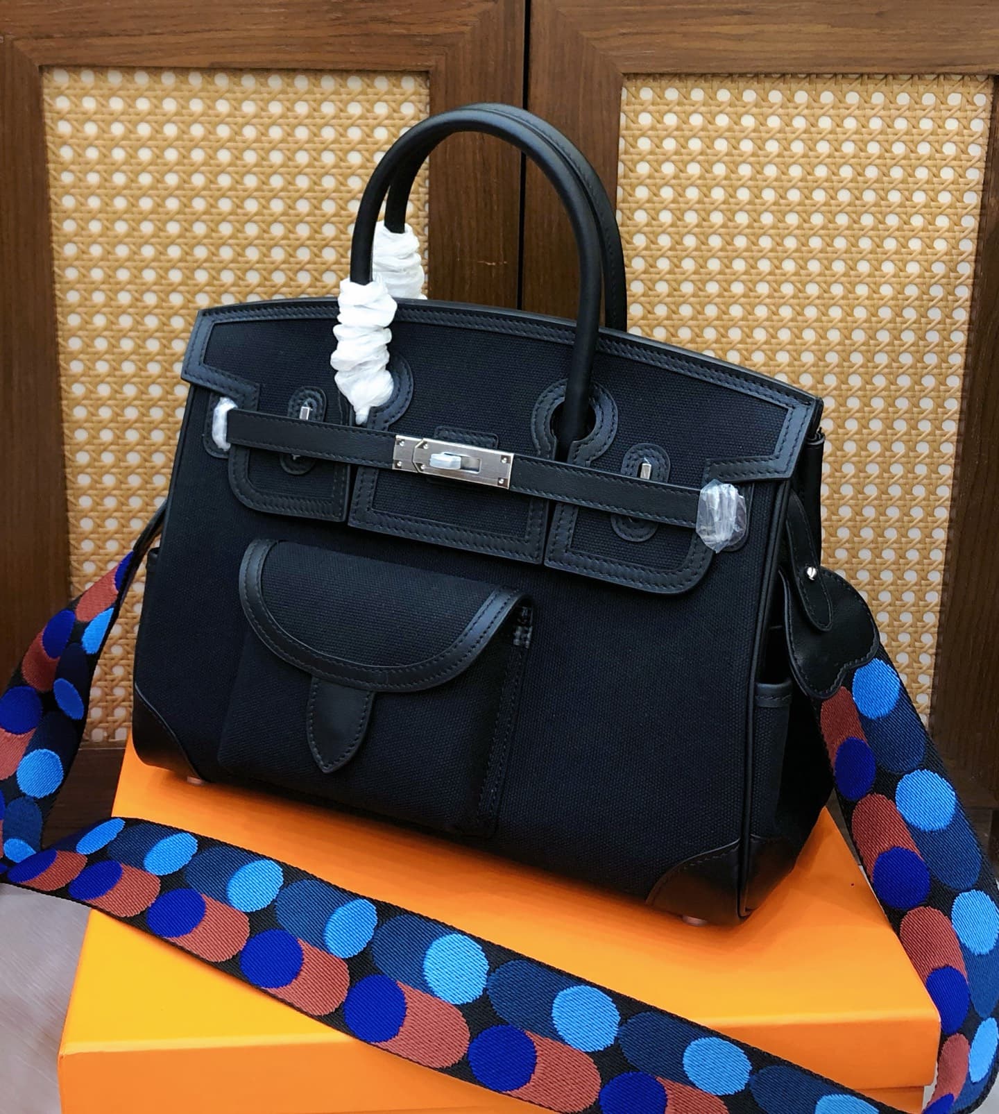 Hermes Black Product