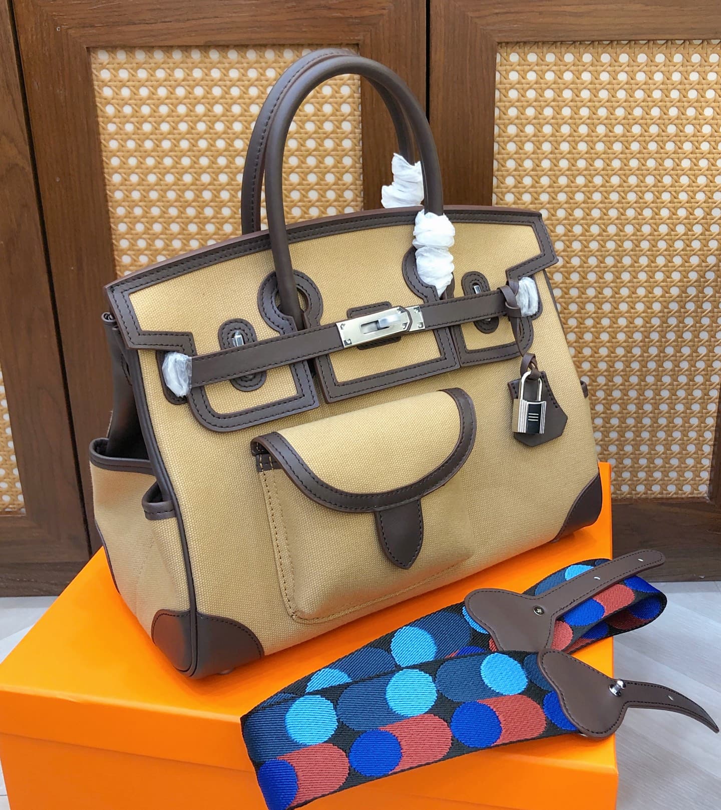 Hermes Grey Product