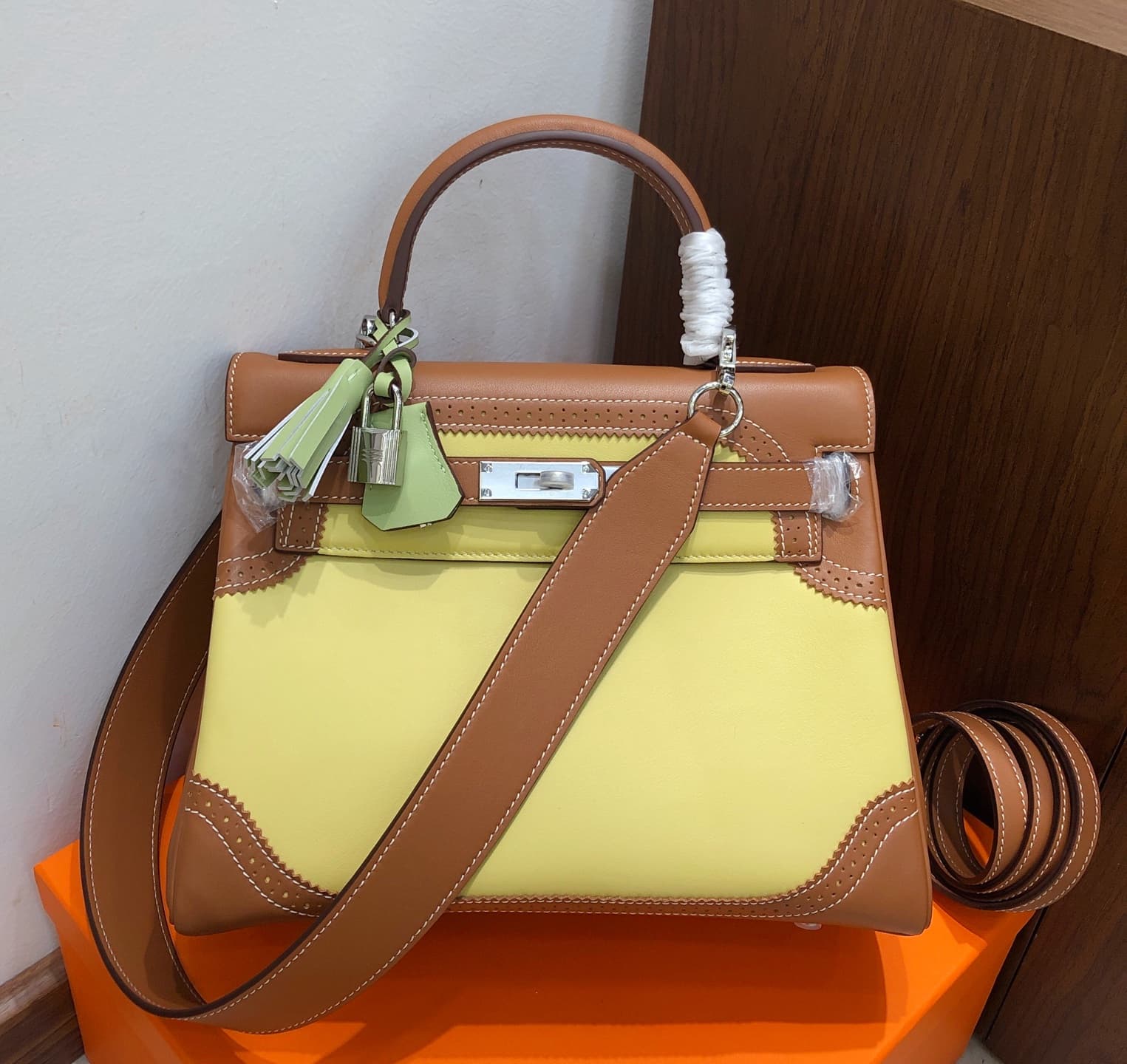 Hermes Brown Product