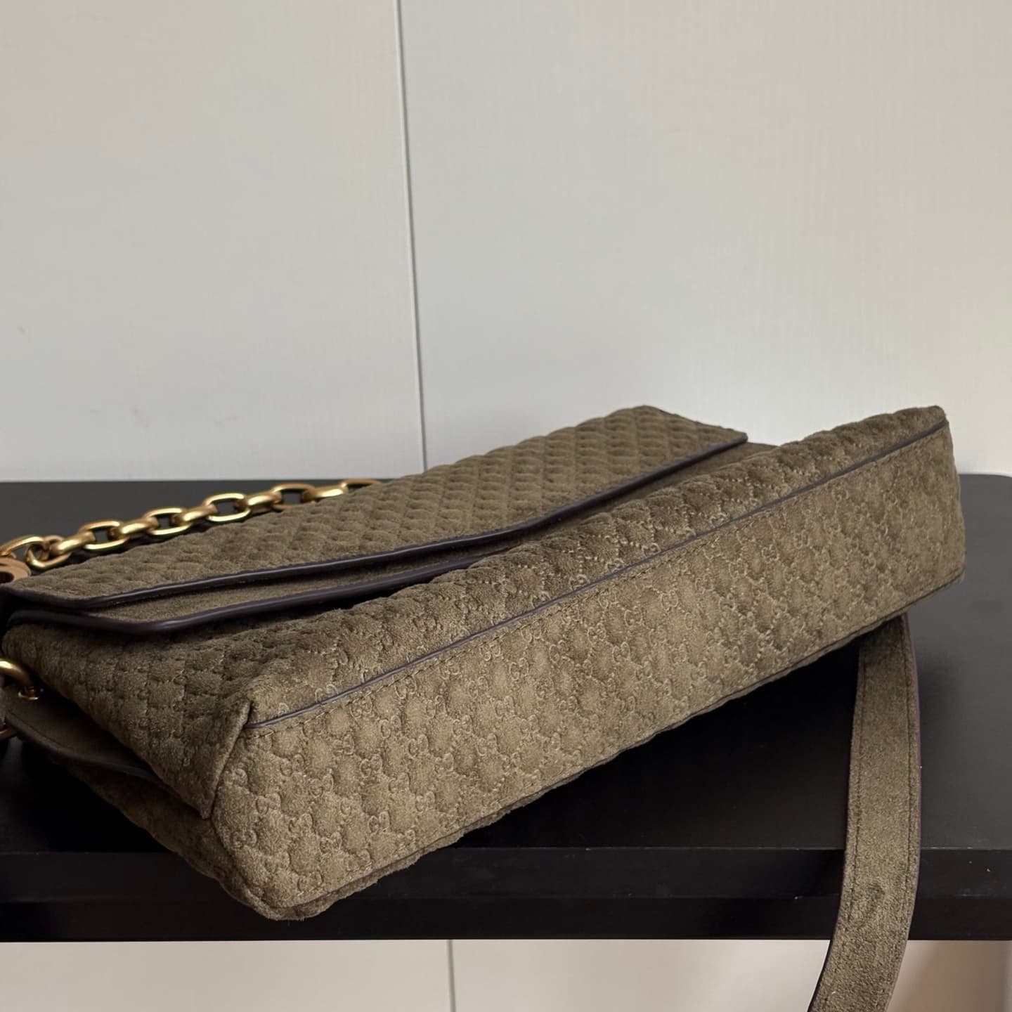 Gucci Product 857622