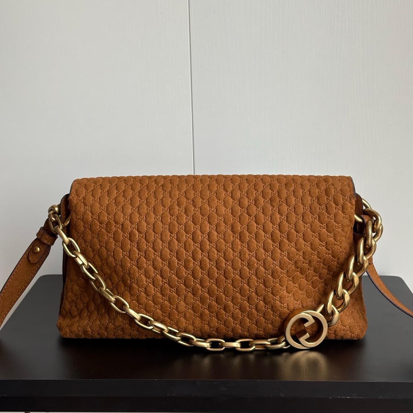 Gucci Product 857622