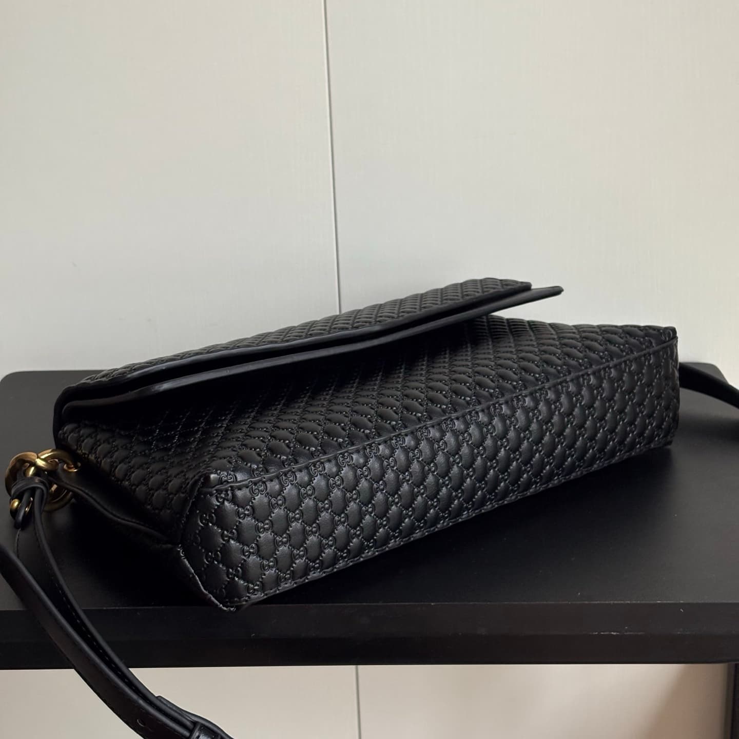 Gucci Product 857622