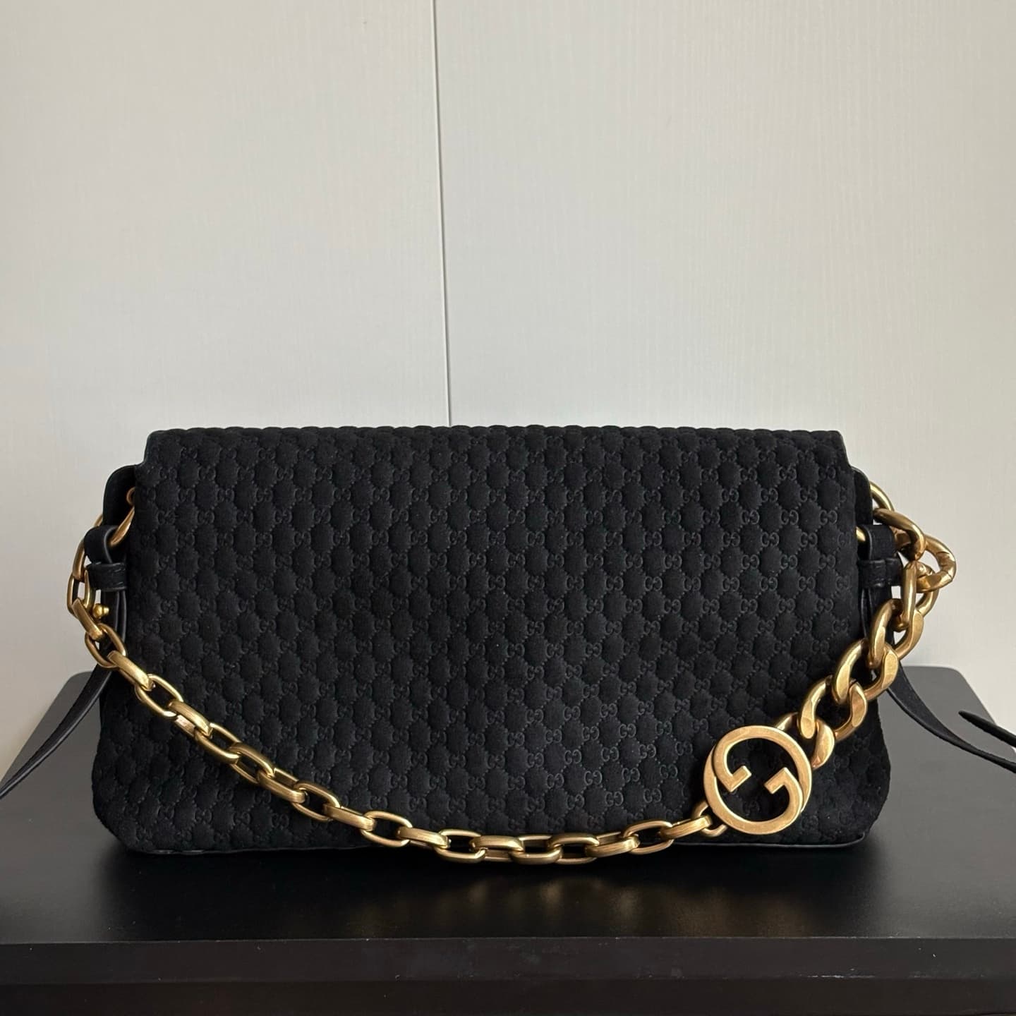 Gucci Product 857622