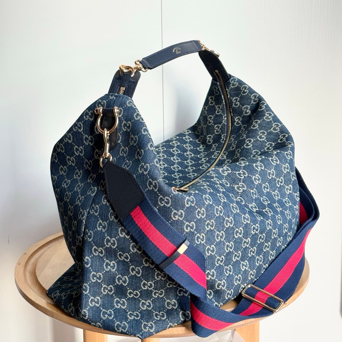 Gucci Product 864485