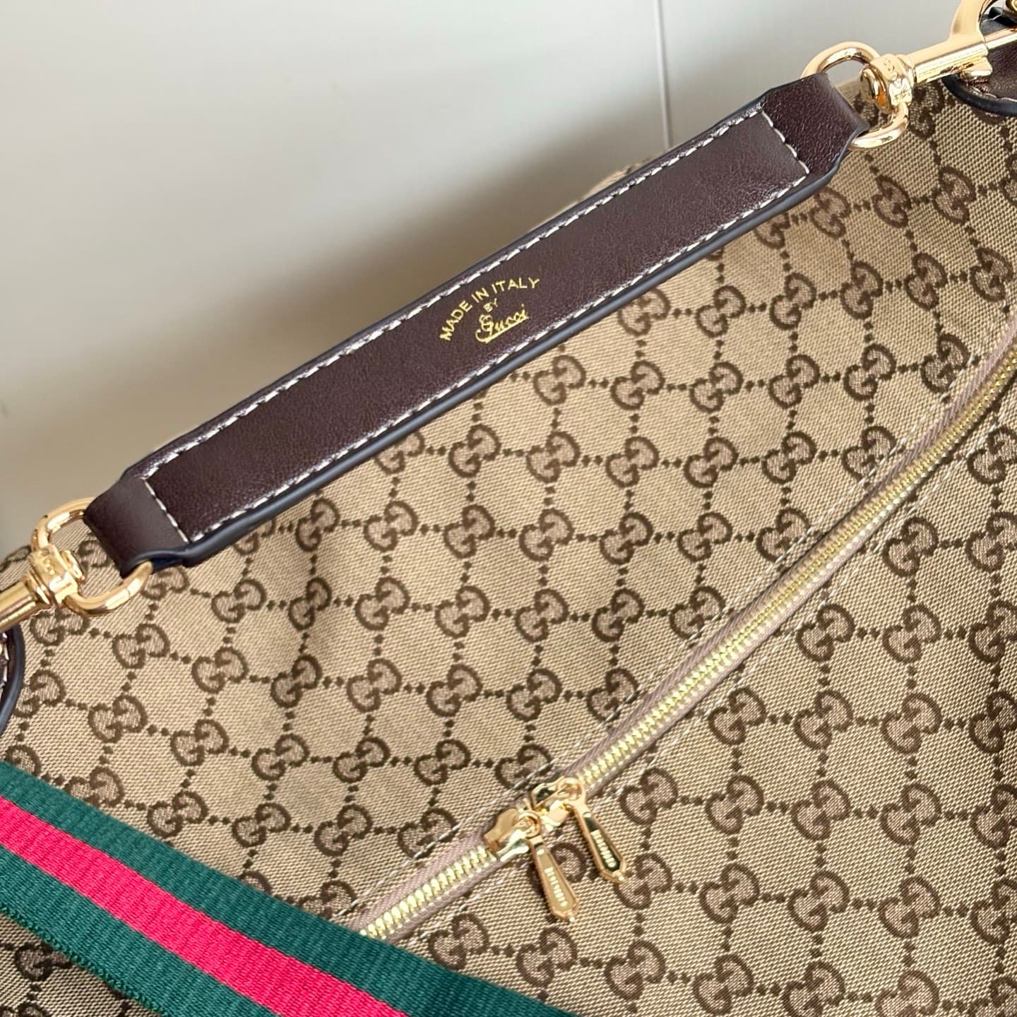 Gucci Product 864485