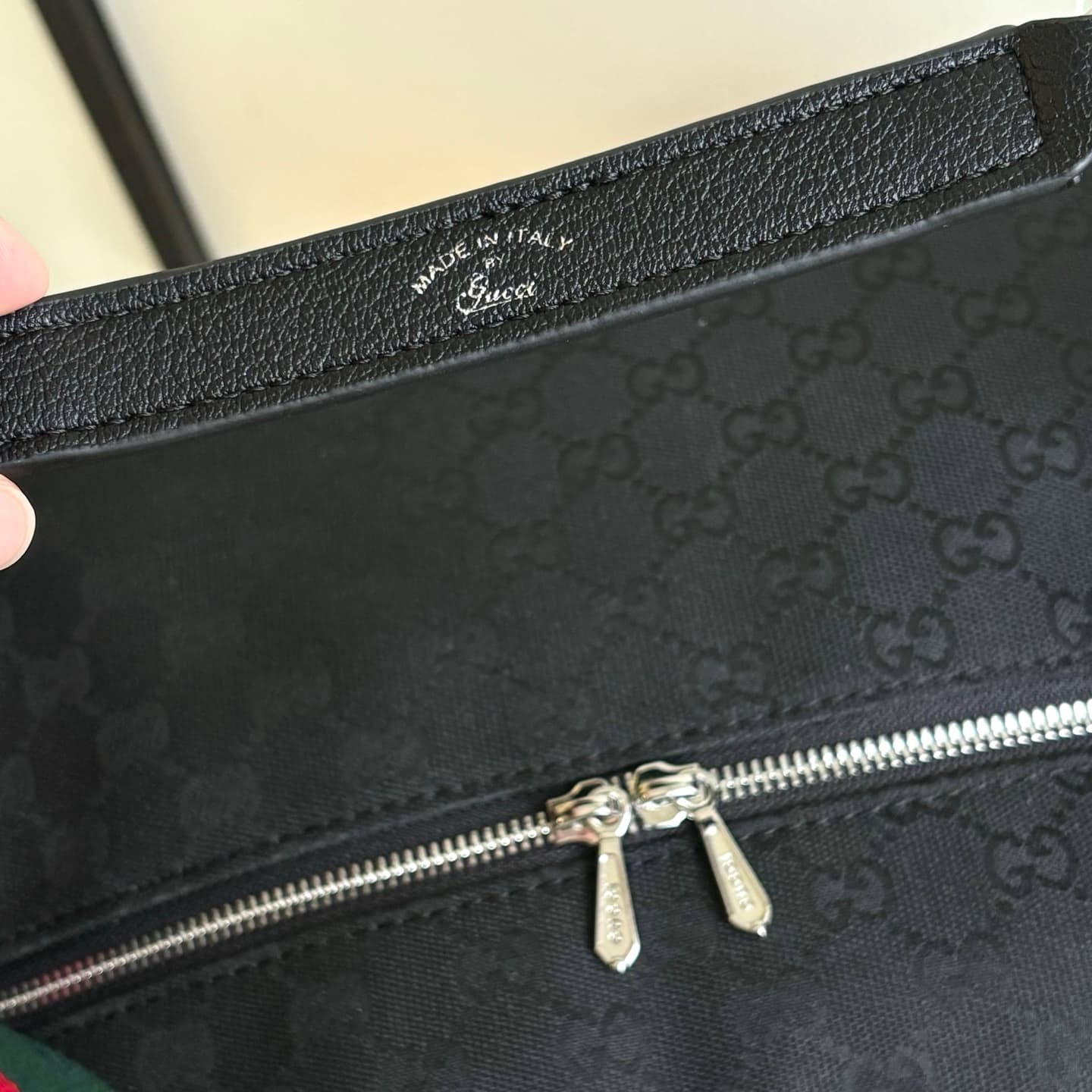 Gucci Product 864485