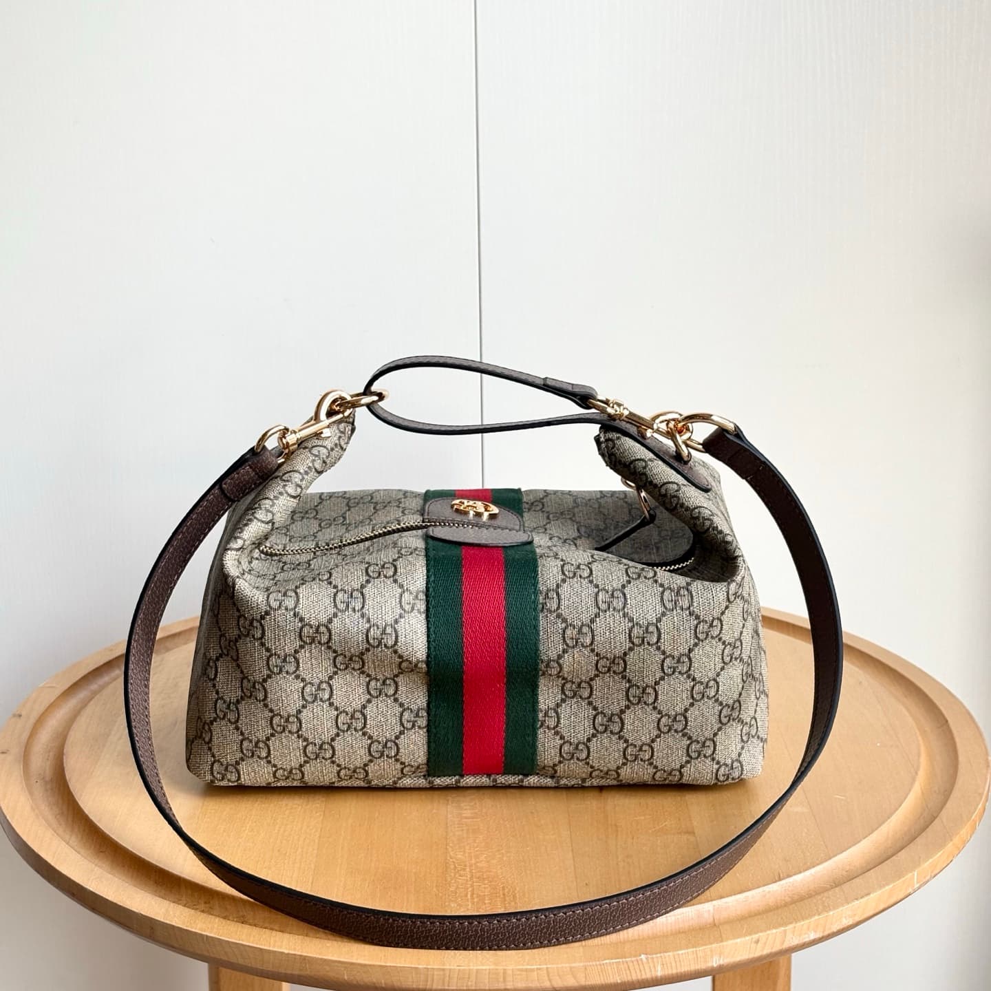 Gucci Brown Product 857799