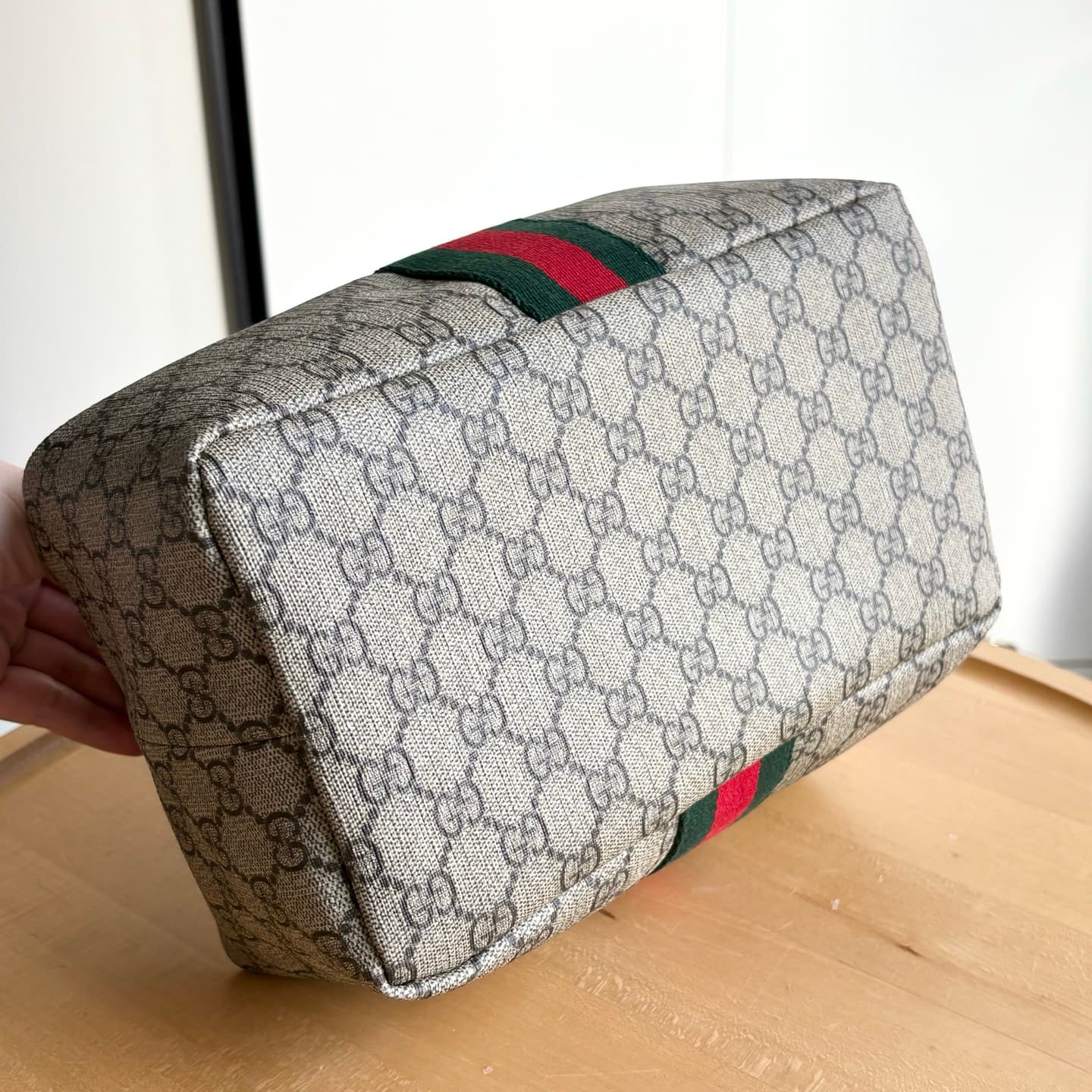 Gucci Brown Product 857799