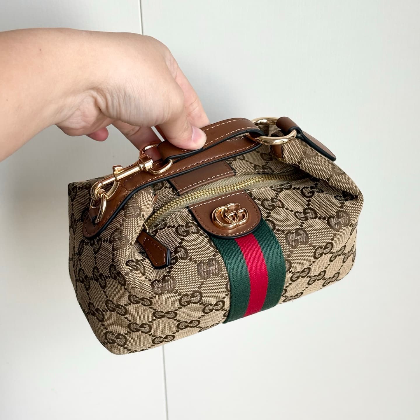 Gucci Brown Product 861775
