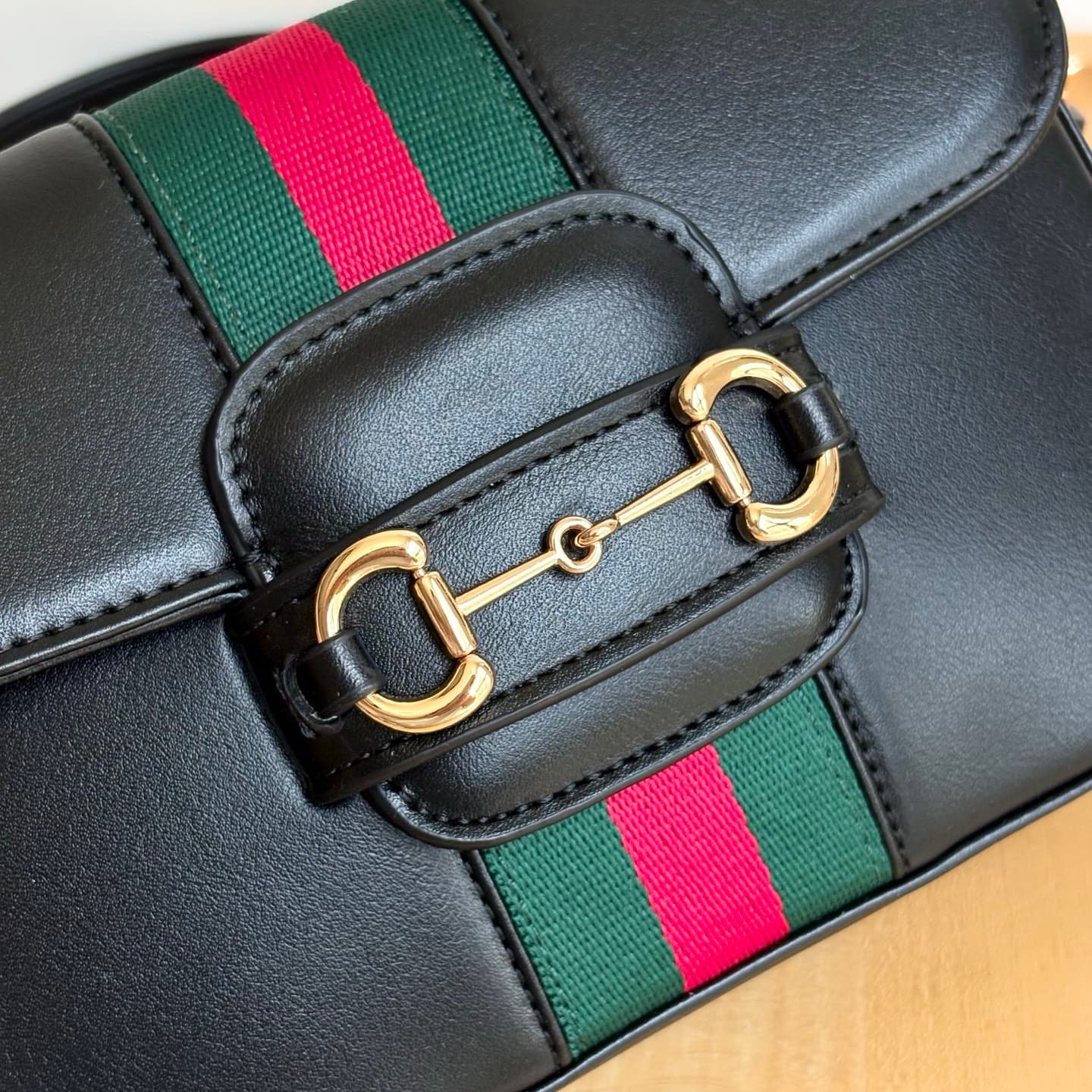 Gucci Product 866762